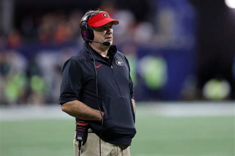 Georgia, Ohio State open as national title betting favorites.